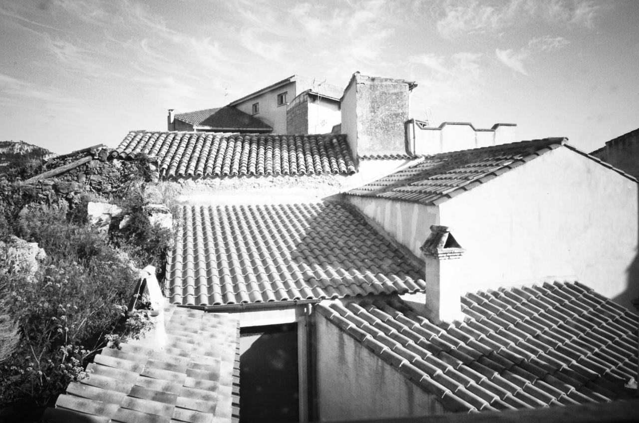 Casa De Ajala - B&B De Charme In Antica Dimora Totalmente Ristrutturata E Dotata Di Tutti I Confort Bagni Privati Spazio Living Patio Esterno Ambienti Climatizzati Degustazioni Prodotti Locali Laconi Exterior photo