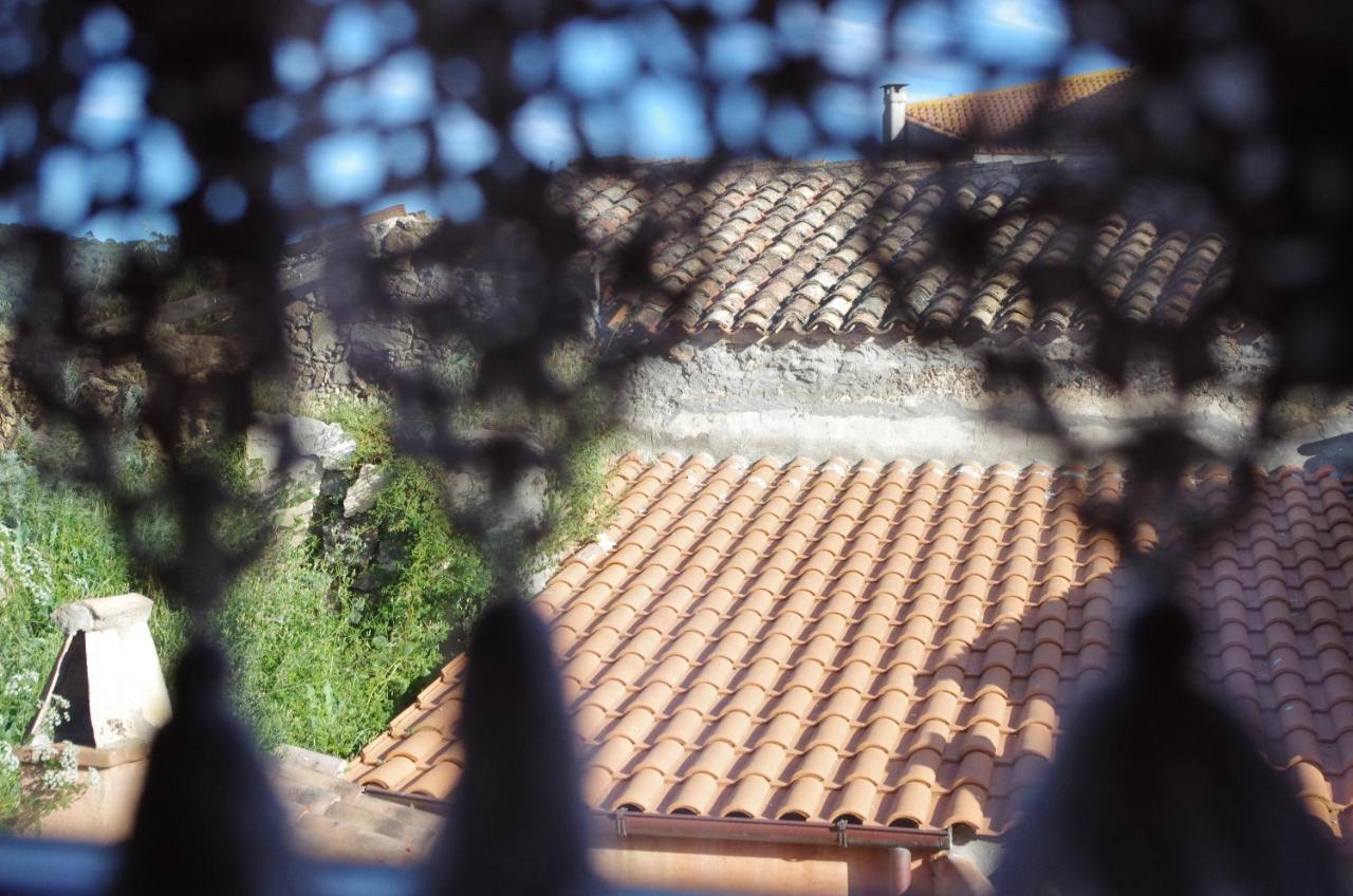 Casa De Ajala - B&B De Charme In Antica Dimora Totalmente Ristrutturata E Dotata Di Tutti I Confort Bagni Privati Spazio Living Patio Esterno Ambienti Climatizzati Degustazioni Prodotti Locali Laconi Exterior photo